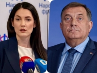 JELENA TRIVIĆ O PANICI U SNSD-u: 'Suzdržite se, providni ste!