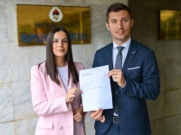 POSLANICI IZ RS-a PROZIVAJU VLAST: Zašto ćutite dok trudnice ostaju bez posla?
