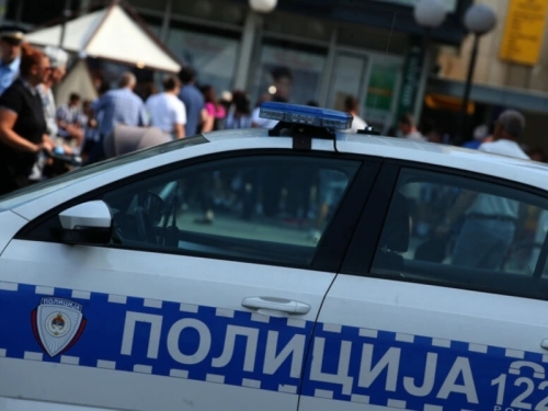 'ZAUSTAVLJA NAS POLICAJAC U BOSNI I PITA - JESTE LI PROLAZILI OVUDA POSLEDNJIH GODINU DANA?': Odmah su im prilijepili kaznu
