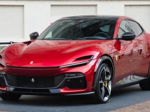 FERARRI UGLEDAO KINESKI SUV I ODMAH REAGOVAO: Tražili su samo jednu informaciju