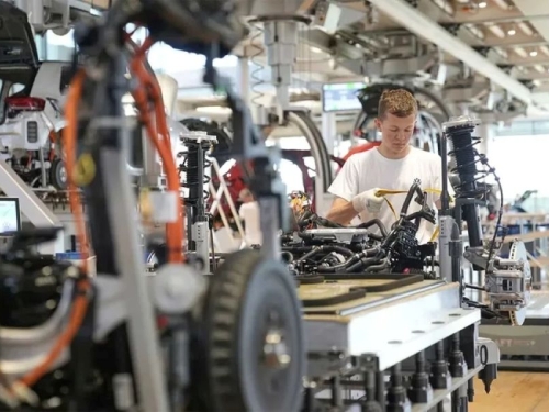 EKSPLOZIJA BH. IZVOZA ILI VELIKA ZABLUDA: Svaki mjesec izvezemo auto-dijelove vrijedne 49,3 miliona KM, ali stručnjaci upozoravaju zbog...