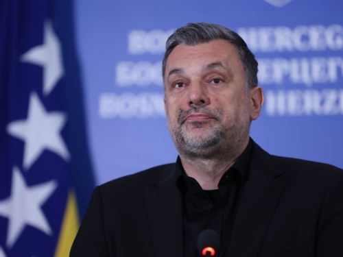 BEZ KATARZE, MRKA KAPA: Zašto Konaković šuti na aferu 'Denis Zvizdić'