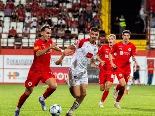 BORAC POBIJEDIO VELEŽ: Susret obilježio prekid zbog skandiranja ratnom zločincu i nacionalističke uvrede
