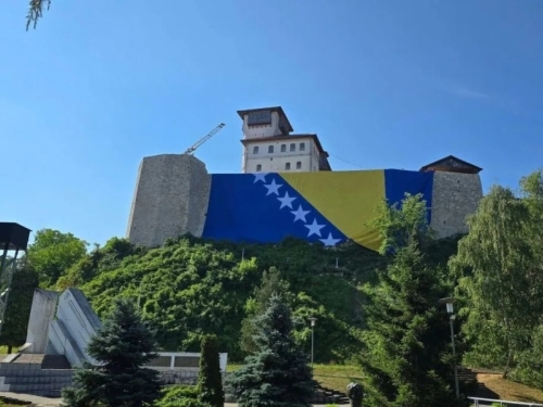 NEVJEROVATNO: Jutros u osam sati u Gradačcu izmjerena najviša temperatura zraka...