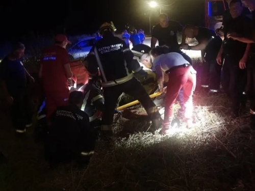 JEZIVA NESREĆA: Muškarac pao sa drugog sprata, nije vidIo otvoren prozor