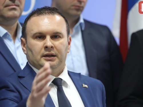 LJUBIŠA ĆOSIĆ O OBRAČUNU KRIMINALACA U ISTOČNOM SARAJEVU: 'Građani su uznemireni, ali sigurnost nije ugrožena'