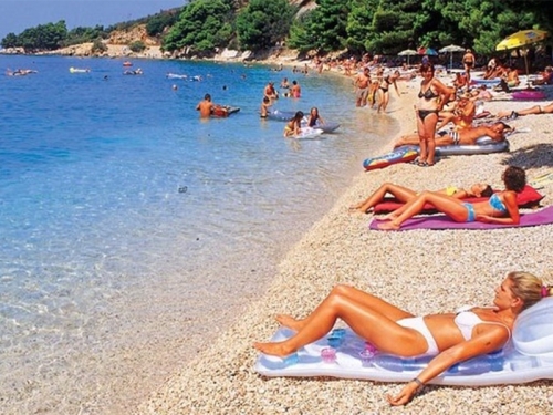 SPAS ZA KOŽU NAKON BORAVKA NA PLAŽI: Šta treba obavezno učiniti nakon dugotrajnog izlaganja suncu...