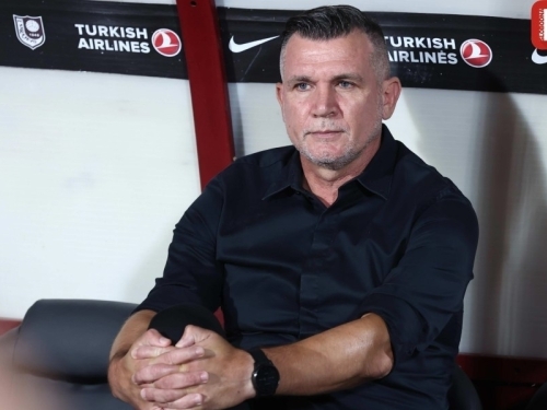 OČAJNO FK SARAJEVO U MOSTARU NA DOMAĆEM TERENU: Trener Zoran Zekić, iskren –'Nemam obraza, razgovarat ćemo u klubu šta su opcije..'