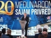 NIKŠIĆ NA OTVARANJU SAJMA U TEŠNJU: 'Privrednicima ne trebaju velike riječi, treba im vrijeme da planiraju i sigurnost da ulažu'