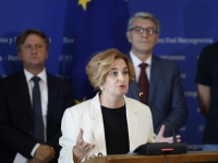 'GOSPODINE CRISHOCK, NE DOZVOLITE GAŠENJE DRŽAVE!': Očajni radnici BHRT-a uputili dramatičan apel OHR-u, računi blokirani, a država pred totalnim kolapsom