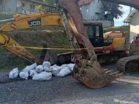 VELIKA POLICIJSKA AKCIJA U KALESIJI I BANOVIĆIMA: Oduzeto 16 mašina, oružje i 115.900 KM zbog...