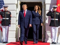 MODNA LEKCIJA MELANIJE TRUMP: Odabrala tamnoplavo od glave do pete, jedan detalj potpuno je oblikovao siluetu