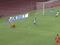 NEVJEROVATNE SCENE NA KVALIFIKACIJAMA ZA AFRIČKI KUP NACIJA: Pogledajte kakav penal je dosuđen u derbiju velikih afričkih reprezentacija (VIDEO)