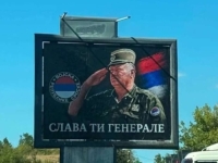 INZKOV ZAKON JE SAMO MRTVO SLOVO NA PAPIRU: Bilbord zločincu Mladiću osvanuo u općini natopljenoj krvlju bošnjačkih civila