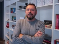 DRAGAN BURSAĆ IM OČITAO LEKCIJU: 'Dragi studenti Srbije, ne dolazite u Republiku Srpsku nego u DRŽAVU Bosnu i Hercegovinu'