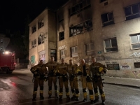 DRAMA U SARAJEVU: Brza intervencija vatrogasaca, spašena osoba zarobljena u požaru...