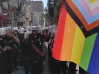 VAL HAPŠENJA U TURSKOJ: Racije na LGBTQ+ udruženja i više od 40 privedenih, Brisel upozoru upozorio na 'mračni put'