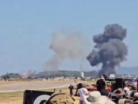 INCIDENT NA AEROMITINGU: Pao avion ratne avijacije, sve snimljeno (VIDEO)