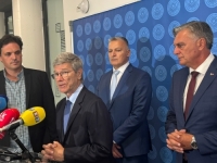 POČASNI DOKTORAT ZA TRUMPOVOG KRITIČARA: Sachs govorio pred zvaničnicima entiteta RS