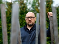 PREŽIVIO JE SREBRENICU ZAHVALJUJUĆI NIZU LAŽI: Američki medij donosi priču Kerima Bajramovića