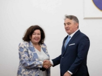 BRITANCI POSLALI JASNU PORUKU PRED IZBORE U BiH: Komšić i Karen Pierce o izbornoj volji građana i novim tehnologijama