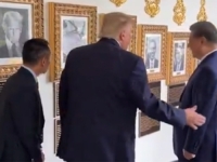 NEVJEROVATNE SCENE U BIJELOJ KUĆI: Predsjednik Kine prasnuo u smijeh, a onda mu je Trump dodirnuo ruku...