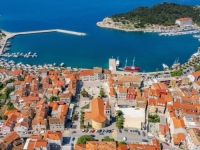 HRVATSKI MEDIJI NAVODE: 'Bosanci i Hercegovci najbrojniji turisti u Makarskoj'