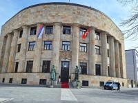 TRKA ZA PALATU: Ovo je svih 12 kandidata za Predsjednika RS