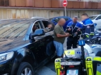ZAUSTAVILI AUTOMOBIL ZBOG OPASNE VOŽNJE, A ONDA OSTALI U ŠOKU: Prizor koji su zatekli unutra teško je povjerovati (FOTO)