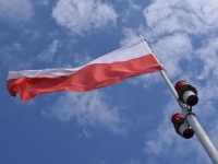 POLJSKA ŠALJE MOBILIZACIJSKE KARTICE GRAĐANIMA: Evo ko ih dobija i šta znače crvena, zelena i plava oznaka