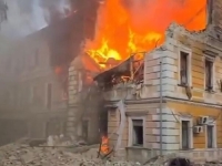 STIŽU STRAVIČNI SNIMCI: Rusi dronovima pogodili ukrajinsku Nacionalnu akademiju nauka (VIDEO)