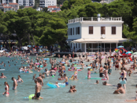 AMERIKANKA OSTALA ŠOKIRANA PRIZOROM IZ DUBROVNIKA: Njena ispovijest s hrvatske plaže za kratko vrijeme skupila 1,8 miliona pregleda (VIDEO)