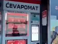 PA OVO JE HIT: Neko se dosjetio i postavio ćevapomat, ali ne radi onako kako ste mislili, reakcije su urnebesne