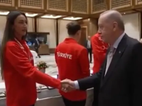 SKANDAL U TURSKOJ: O potezu ove odbojkašice pred Erdoganom bruji cijeli svijet (VIDEO)