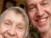 TEŠKA SUDBINA POZNATOG VODITELJA: Izgubio ušteđevinu, živio s majkom, a preminuo na rođendan pokojnog oca