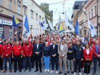 BEĆIROVIĆ POSLAO PORUKU POLITIČKIM RIVALIMA: 'Moji stvarni protivnici su nezaposlenost, kriminal, korupcija...'