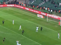 NEVIĐENA BRUKA: Pogledajte kakav je gol primio golman u Turskoj (VIDEO)