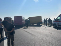 KOLAPS NA AUTOPUTU KOD BEOGRADA: U lančanom sudaru 14 automobila povrijeđeno 11 osoba