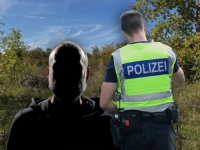 PANIKA ZBOG SRBINA, POLICIJA NA NOGAMA: Uhvaćen je u šumi u Austriji, onda je došlo do OBRTA - Objavljen tačan opis osumnjičenog, strahuje se da ima JOŠ ŽRTAVA