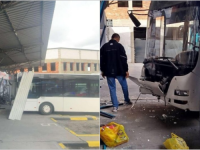 UŽAS U BiH: Autobus uletio u zgradu stanice, povrijeđeno više osoba