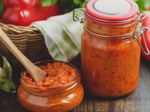 ŠIRI SE RECEPT ZA AJVAR IZ 1915. GODINE: Glavni sastojak iznenadio sve