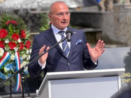 ŠTA JE HTIO ŠEF HRVATSKE DIPLOMATIJE: Radmanove greške iz Jajca