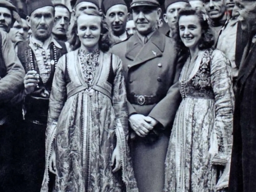 ILUZIJA O 'CVIJETU HRVATSTVA': Odnosi Bošnjaka i Hrvata u rascjepu ustaške ideologije i ratne stvarnosti