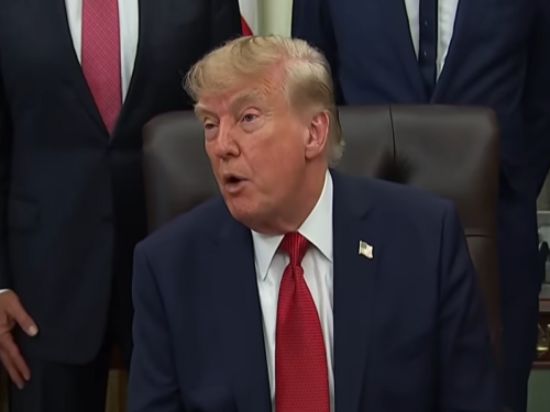ODUSTAO U ZADNJI ČAS: Poznato zašto je Trump odbio napasti Hute uprkos pritisku Saudijske Arabije