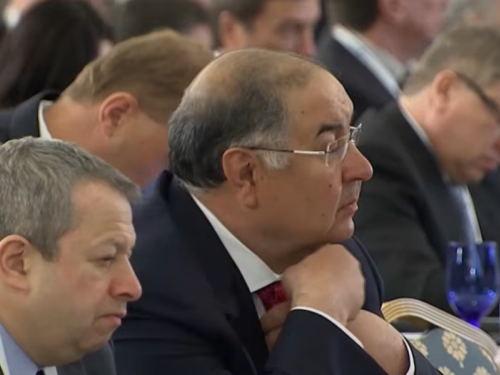 OVAJ ČOVJEK JE 'POCIJEPAO' EU: Zbog njegovog bogatstva buknuo je diplomatski rat u Briselu