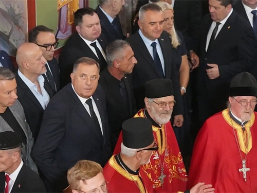 REAKCIJA IZ AMERIKE: 'SAD bi trebale ponovo uvesti sve sankcije koje su uklonile Dodiku i drugima, političkom rukovodstvu Beograda i Banje Luke nametnuti posljedice...'