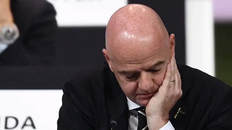TRESE SE STOLICA GIANNIJU INFANTINU: Sprema se neviđeni udar na čelnika FIFA-e, slavni Engleski as glavni kandidat za novog predsjednika!