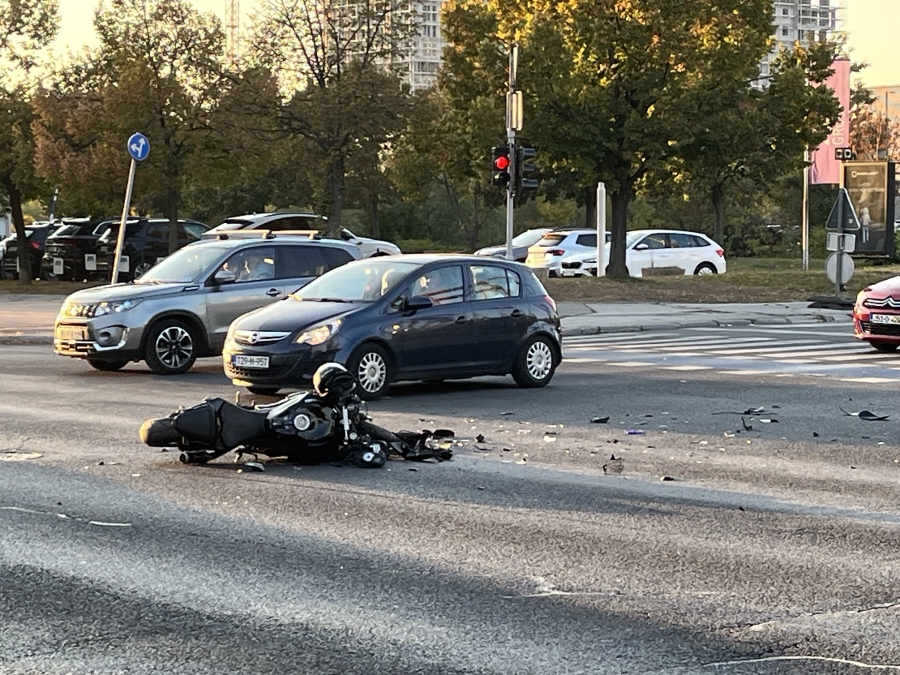 DETALJI SAOBRAĆAJNE NEZGODE U SARAJEVU: Mladi motociklista teško povrijeđen,  njemački državljanin uhapšen