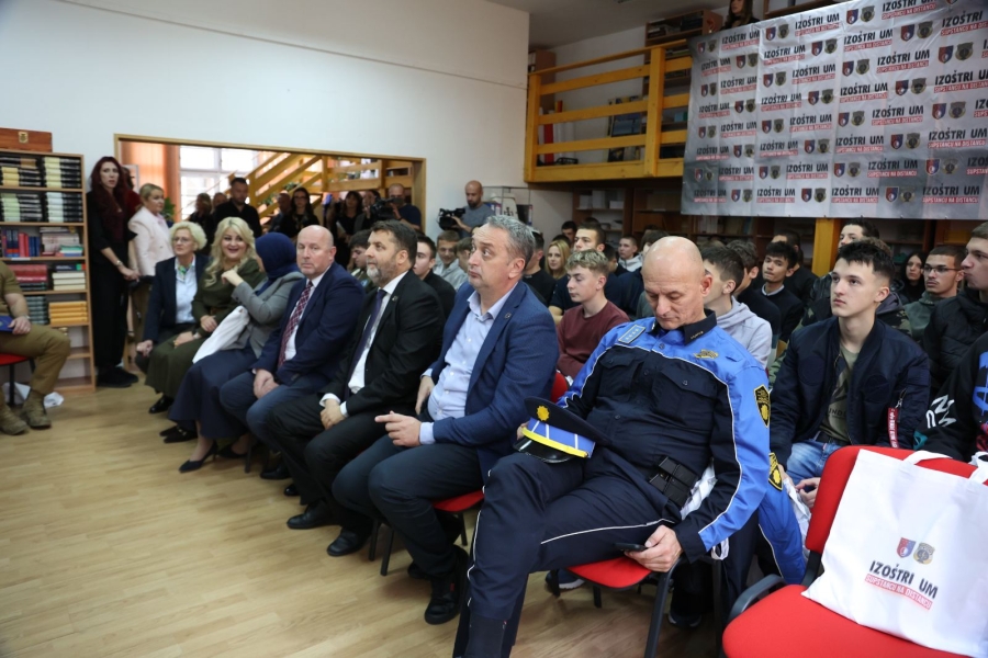 'IZOŠTRI UM – SUPSTANCI NA DISTANCU': MUP Kantona Sarajevo pokrenuo veliku akciju u srednjim školama!