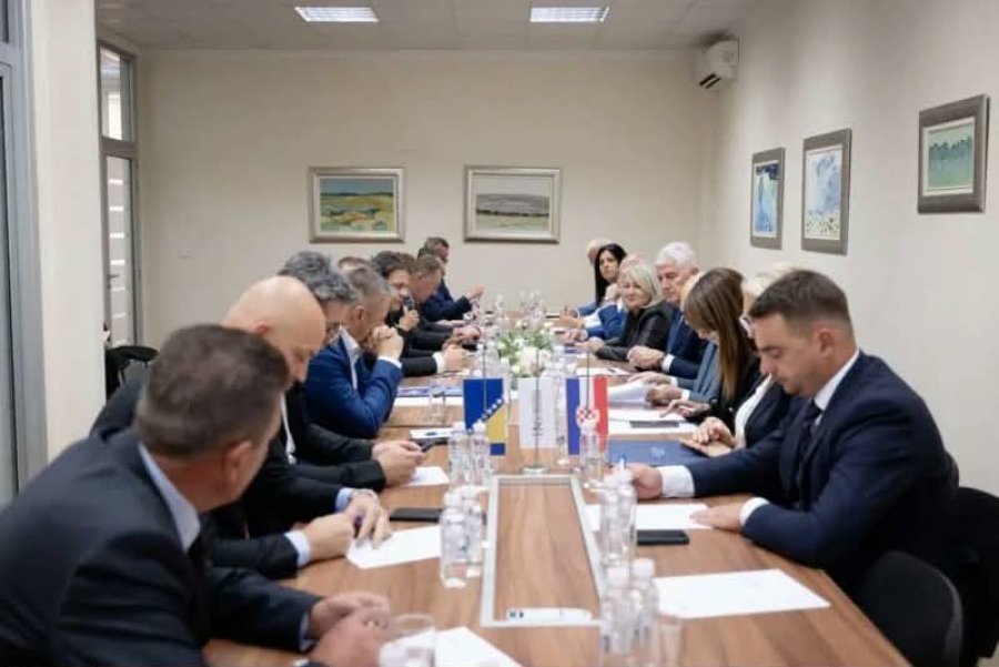 HNS UTVRDIO POLITIČKE PRIORITETE NAKON IZBORA: Traže što hitnije formiranje vlasti u BiH